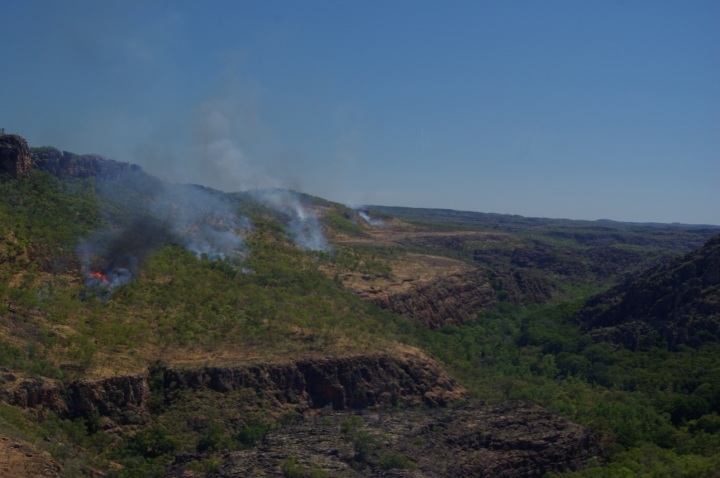 Prescribed burning being carried out using aerial incendiaries, fired from a helicopter, on the Arnhem Plateau in Kakadu National Park, northern Australia. (Photo: Clay Trauernicht)